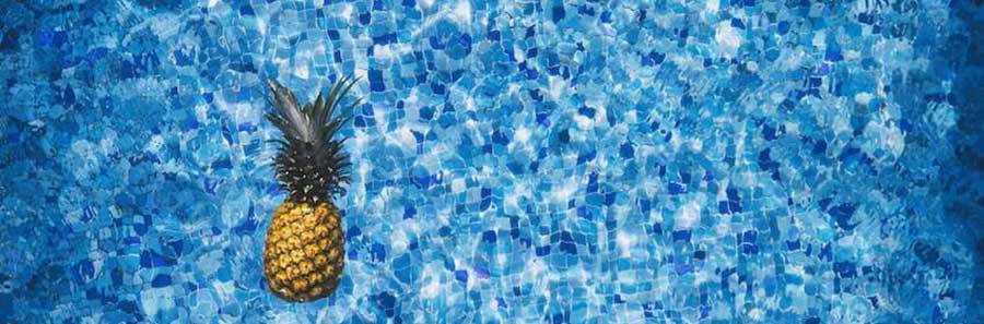 Why choose porcelain tiles for your pool?